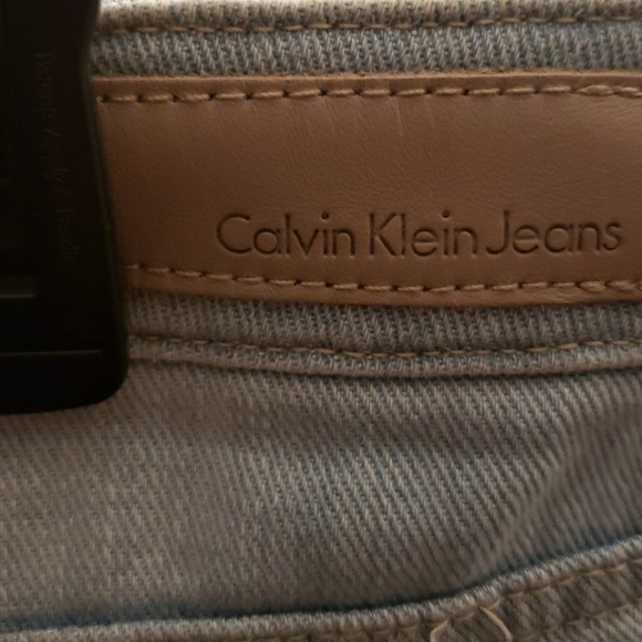 Jeans - Picture 4 of 5